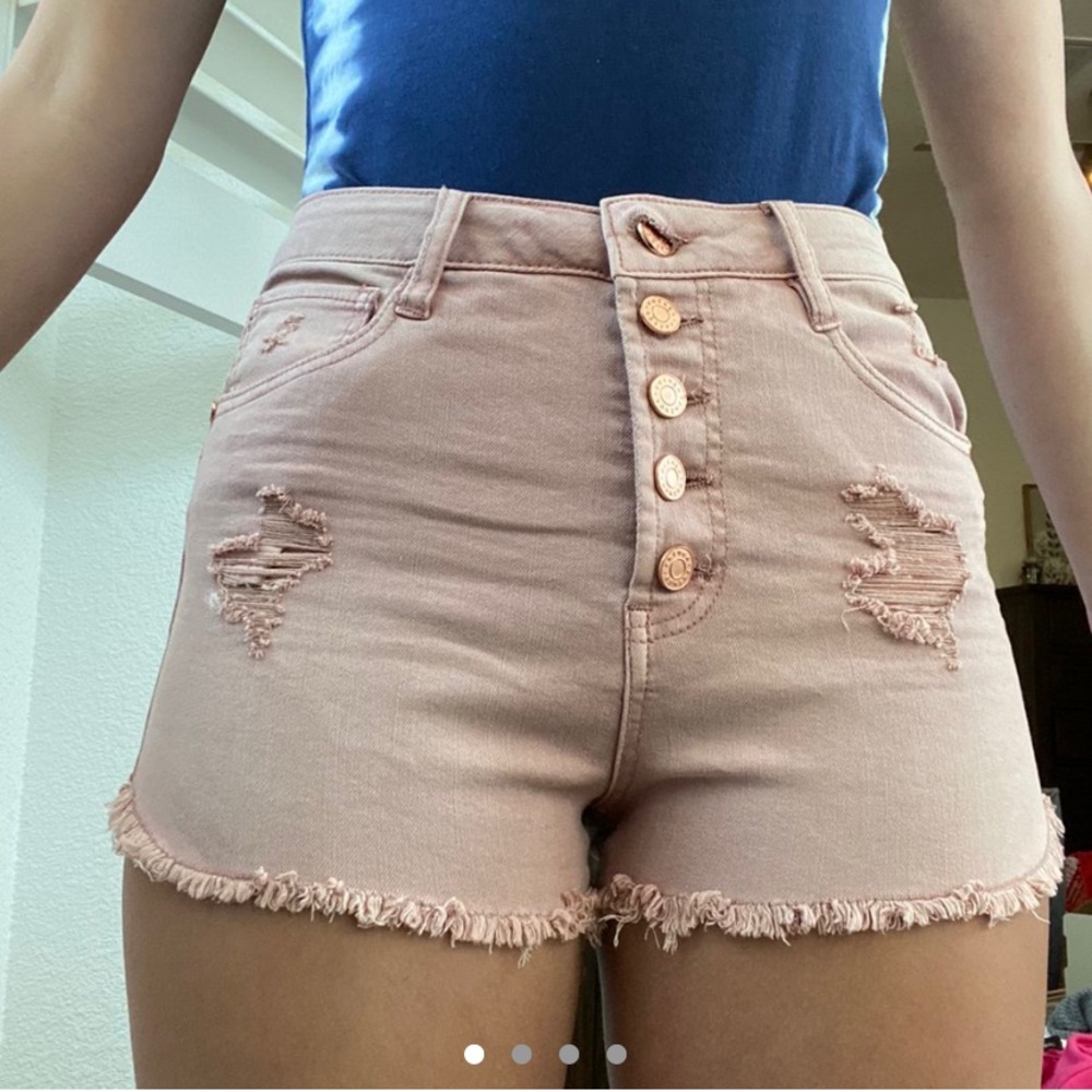 CHARLOTTE RUSSE pink high-rise shorts